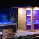 Naturart Vendeghaz بيت للعطل
