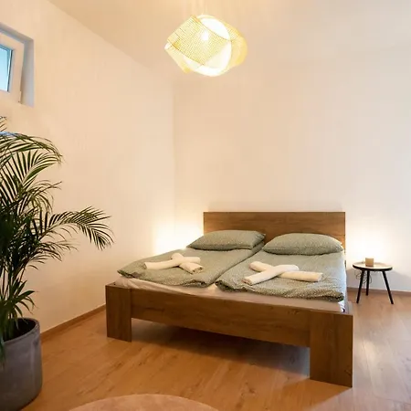 Naturart Vendeghaz Tatil Evi