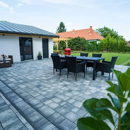Naturart Vendeghaz * Tiszafüred