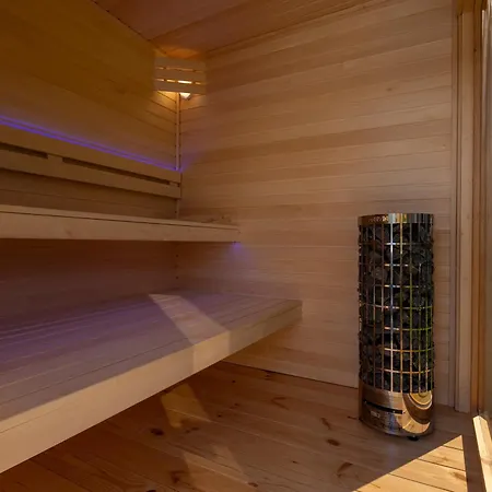 Naturart Vendeghaz Tatil Evi *